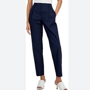 NWT Women’s Pleated Tapered Trouser with Pockets